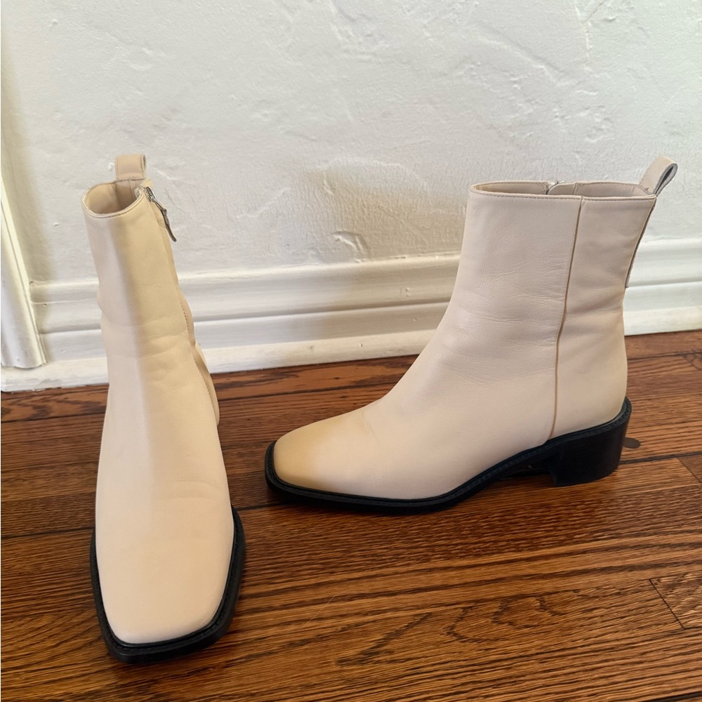 Everlane The City Boots Minimalist Cream Size 9 EUC